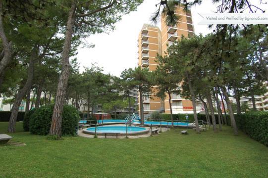 Residence Cristallo - Sabbiadoro Lignano Sabbiadoro Exteriér fotografie
